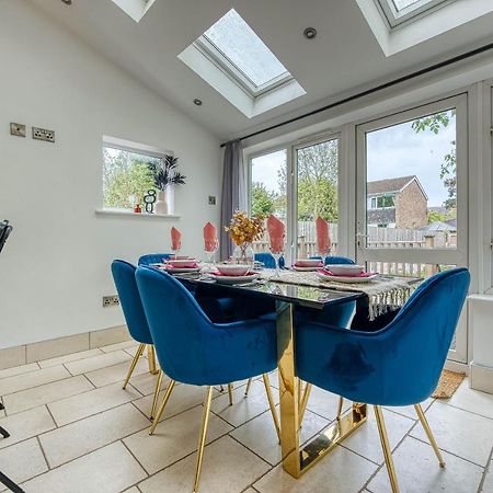 Spacious Nottingham Abode - Sleeps 16 エクステリア 写真