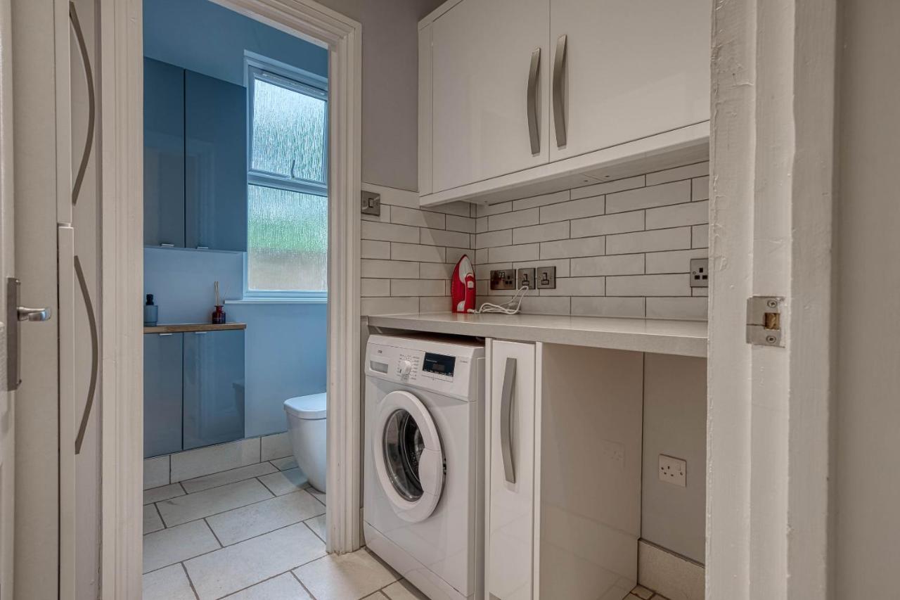 Spacious Nottingham Abode - Sleeps 16 エクステリア 写真