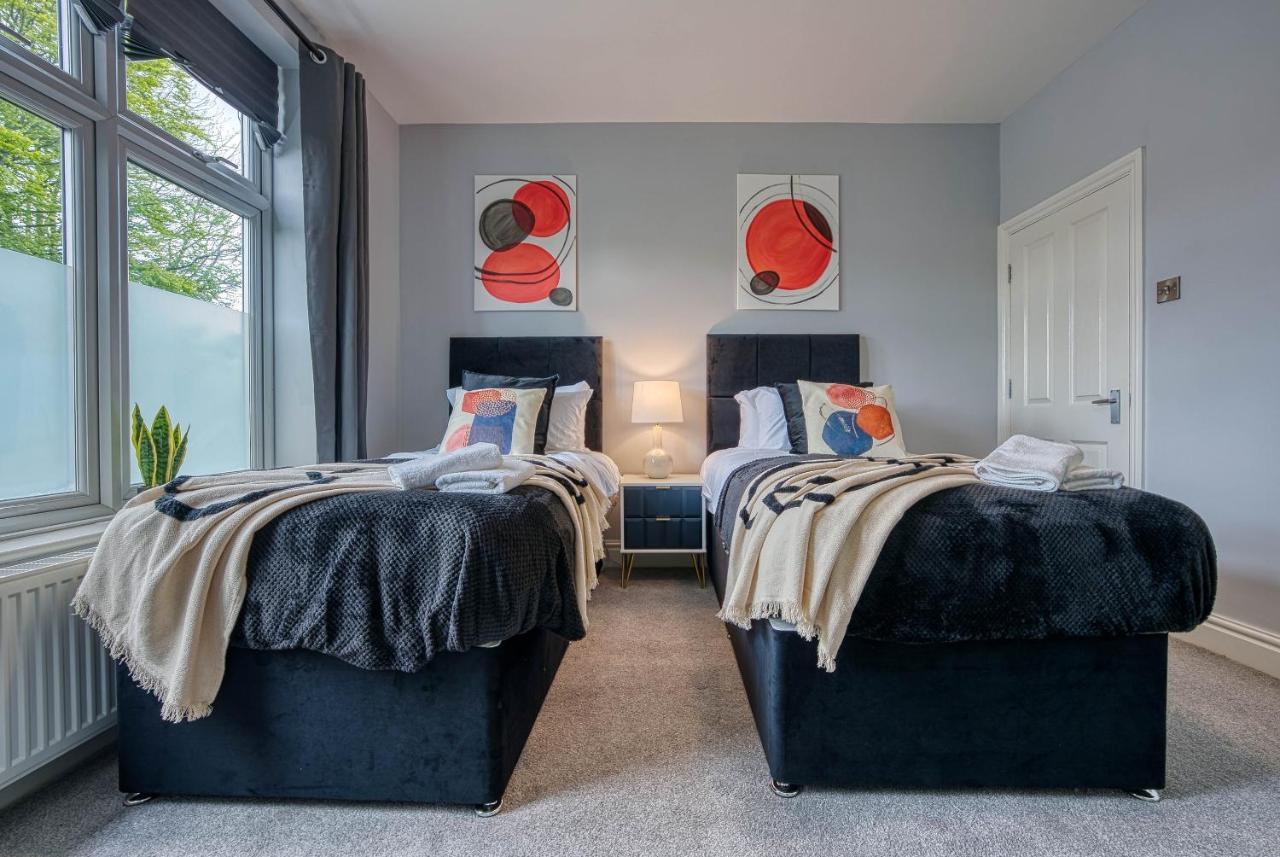 Spacious Nottingham Abode - Sleeps 16 エクステリア 写真